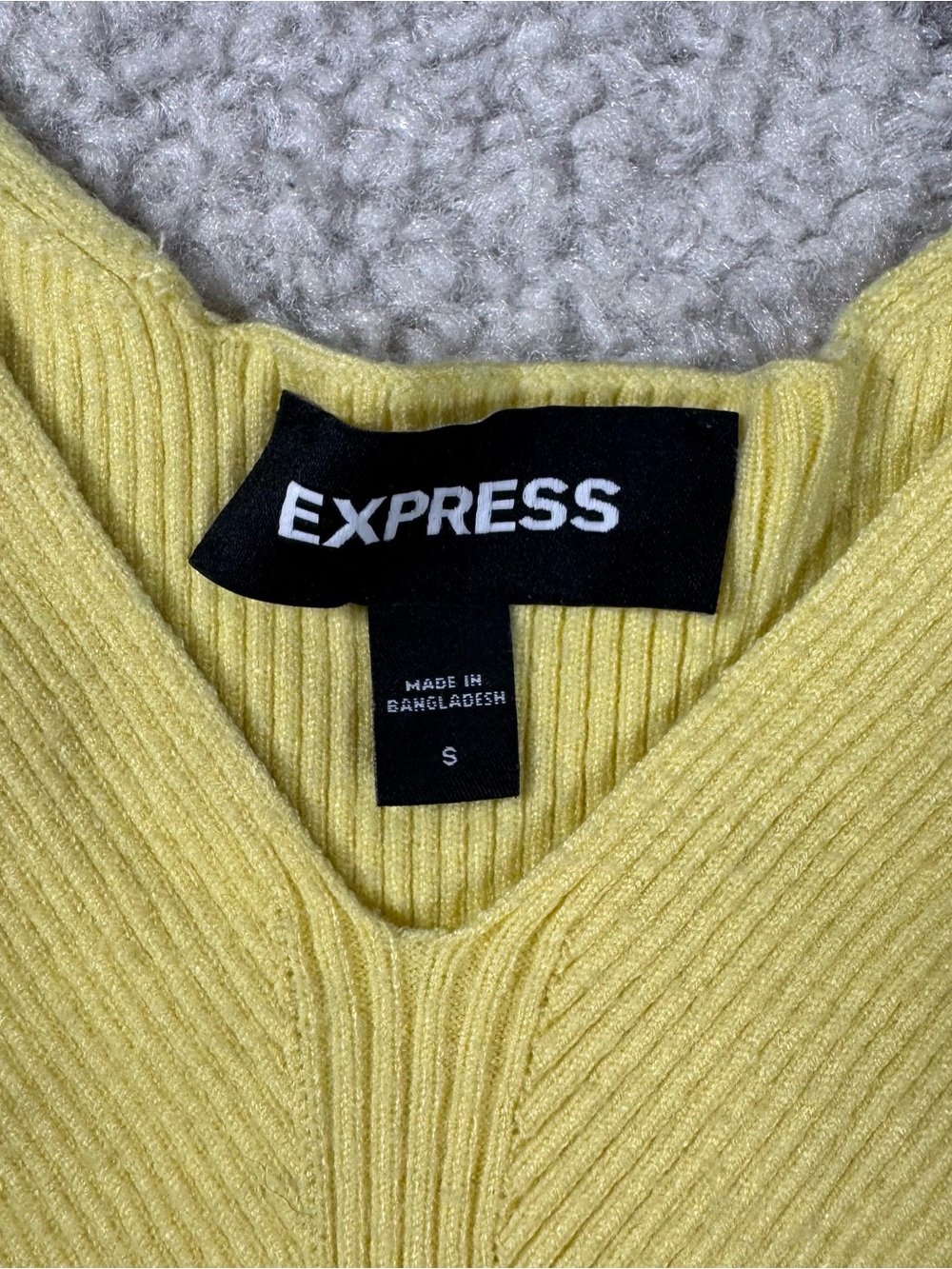 Express Women's Yellow Ribbed Tank Top - Picture 2 of 4